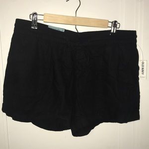 Old Navy Black Drawstring mid-rise shorts